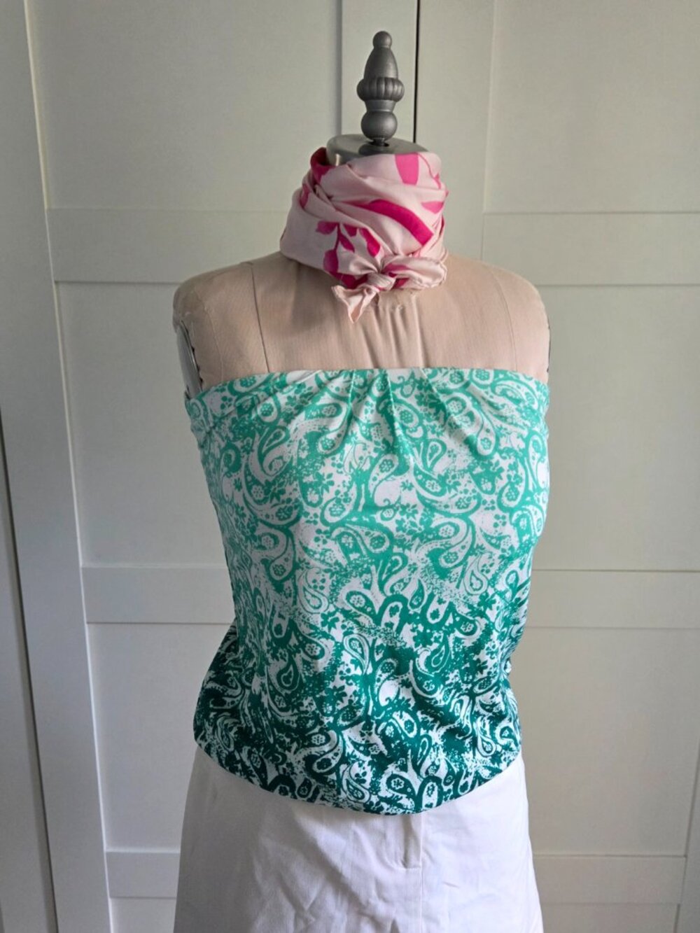 Strapless top built in bra The Limited Sz XS